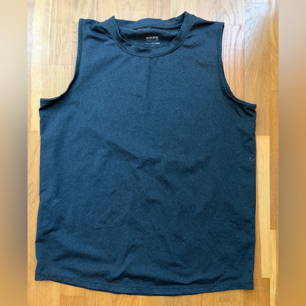 Amazon Essentials Gray Athletic Muscle Tee